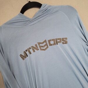 MTN OPS Shade Hoodie Mens Medium Light Blue Performance Long Sleeve Sun Shirt